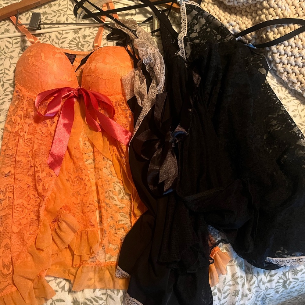 4 XS/S lingerie Sets